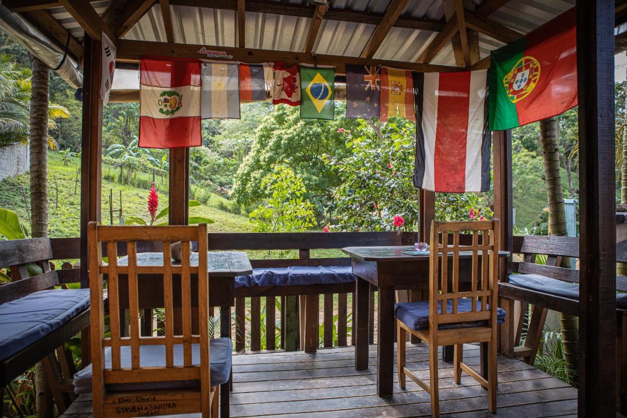 Roatan Backpackers' Hostel Sandy Bay Exterior foto